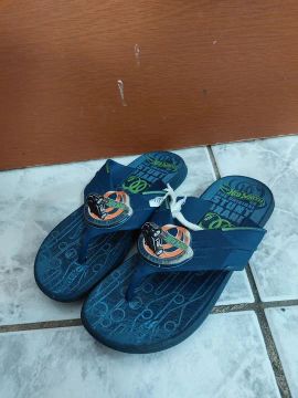 Chinelo infantil Hot wheels