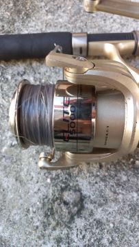 Molinete de pesca Elite 5000 e vara para molinete 