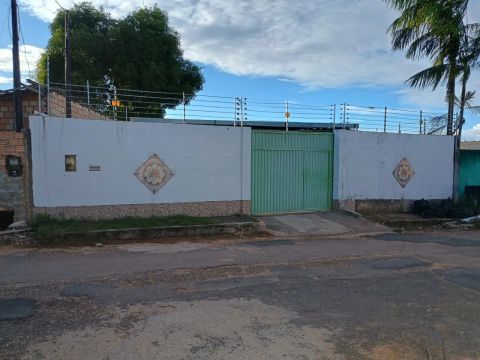 Alugo galpão 