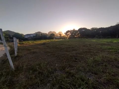 Terreno em Cantagalo 