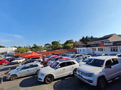 Vendedor de carros 