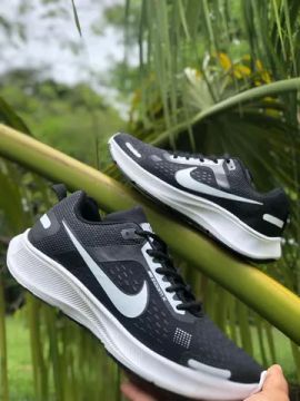Tênis Nike Zoom 2024