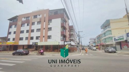 Apartamento de 2 quartos totalmente mobiliado, com suíte e garagem em Nova Guarapari, Meaí