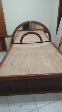 Cama casal com 4 gavetas e colchão