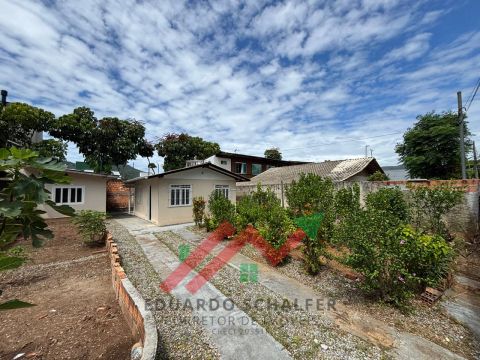 TERRENO A VENDA EM BALNEÁRIO CAMBORIÚ , 300 M²