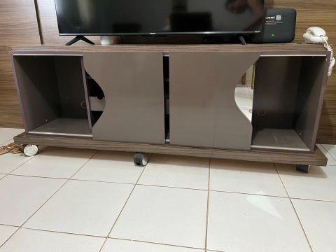 Rack para TV com 3 prateleiras