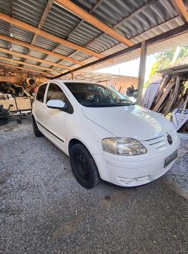 Fox 4 portas 2007 conservado 