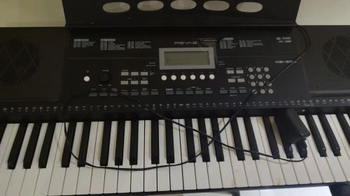 Teclado Musical Revas KB-330 / com nota fiscal!