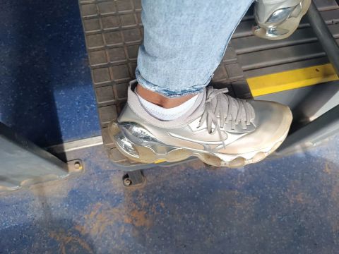 Tênis Mizuno sorayama N°41