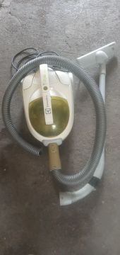 Aspirador de Pó Electrolux 1400W