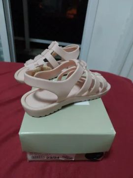 Mini melissa
