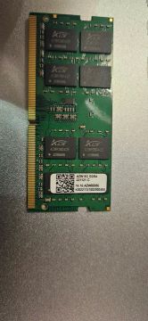 Memória RAM AZW 8GB DDR4 221121 C