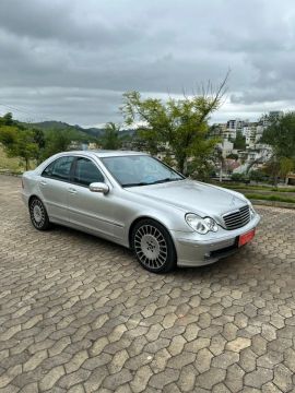 MERCEDES-BENZ / C-320 AvantGarde 3.2 automática