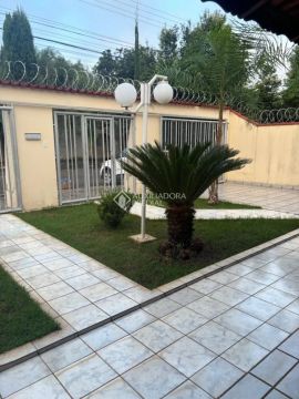 CASA- CALDAS NOVAS- ITANHANGA