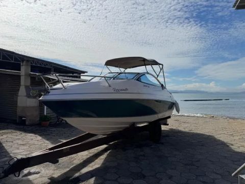 Lancha focker 230 (23 pés) toda revisada e pronta para navegar 