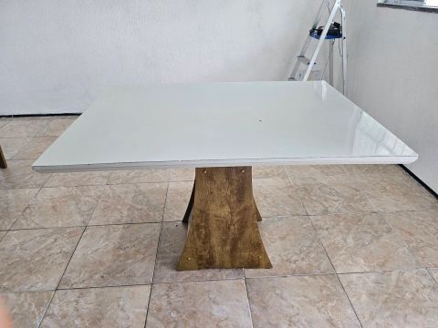 Mesa de Jantar Branca com Tampo de Vidro com 4 cadeiras(MDF)