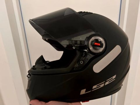 Capacete LS2, preto fosco, tam 60, acompanha 3 viseiras! 