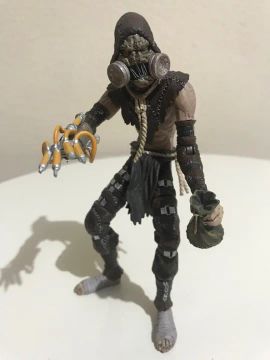 Boneco Espatalho (Scarecrow) Batman Arkham articulado 1/12