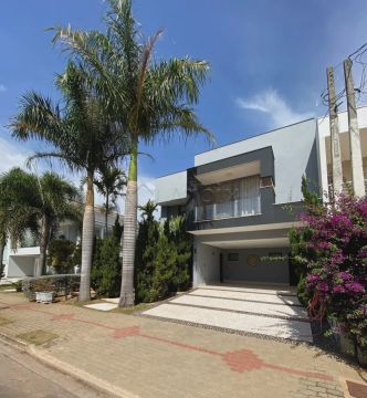 Casa em condomínio à venda por R$2.700.000,00 no Condomínio Terras do Imperador em America
