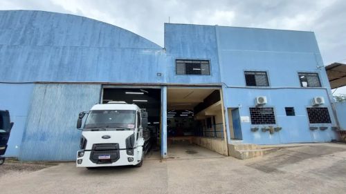 Barracão industrial 2500 m2 em Curitiba. Bairro Boqueirão
