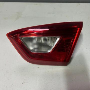 Lanterna Traseira Porta Malas Cruze Sedan 16/17 Original Lado Direito