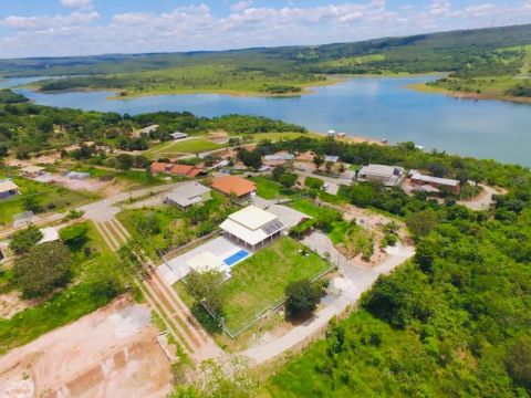 Condomínio beira lago, corumbá IV