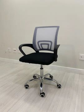 Cadeira de Escritório Giratória com Encosto em Malha