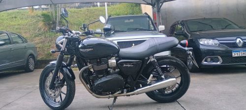 Triumph Street Twin 900cc - Impecável