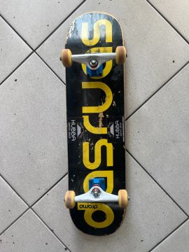 Skate Profissional Seminovo parcelo em até 10vzs sem juros  (usado apenas 2 vzs)