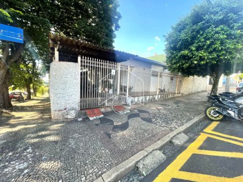 Comercial Casa em Marília