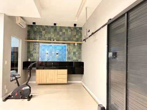Casa no Jardim Turu para Venda - Projetada e Climatizada
