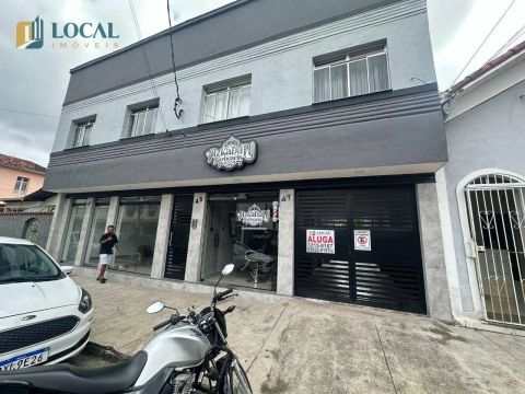 Kitnet com 1 dormitório para alugar, 35 m² por R$ 950/mês - Santa Terezinha - Juiz de Fora