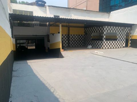 Aluga-se Ponto na Av. Getúlio Vargas/ Centro