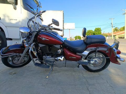 Moto custom Boulevard c1500