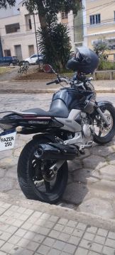 Yamaha Fazer 250