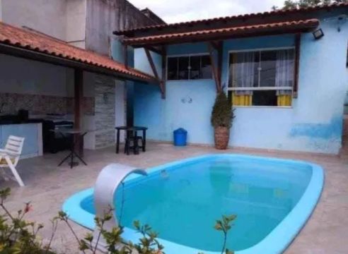 Vendo Casa Com Piscina Em Ótima Localização Na Betânia. -A Pronta Entrega