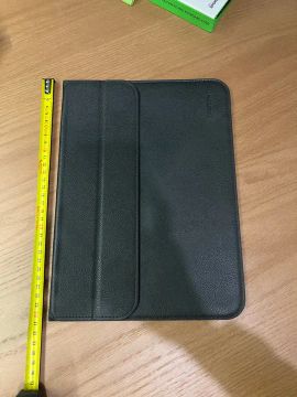 Capa para tablet nunca usada em couro preto 