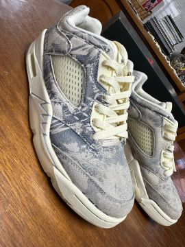 Nike Air Jordan 5 Retro - Tamanho 36- Usado