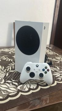 XBOX Series S 256 GB 1 Controle