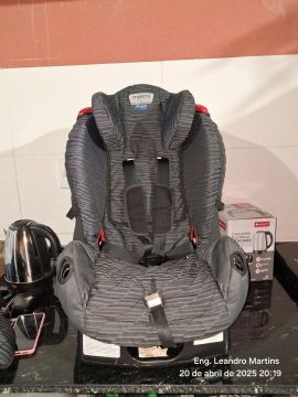 Cadeirinha de carro Matrix Evolution, bebê conforto.