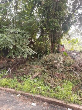 Venda de Terreno em Porto Alegre-RS, bairro Pedra Redonda com 342.54m² Área Const. e 342.5