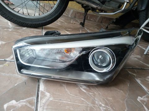Farol Esquerdo Hyundai HB20 2016 2017 Led 
