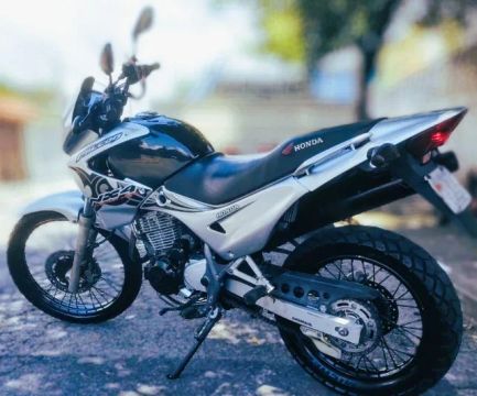 HONDA NX-4 FALCON 400CC IMPECÁVEL