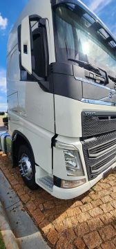 Caminhão Volvo FH 540 6x4ANO 2021 BAIXO KM- excelente estado