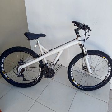 Bicicleta alumínio 