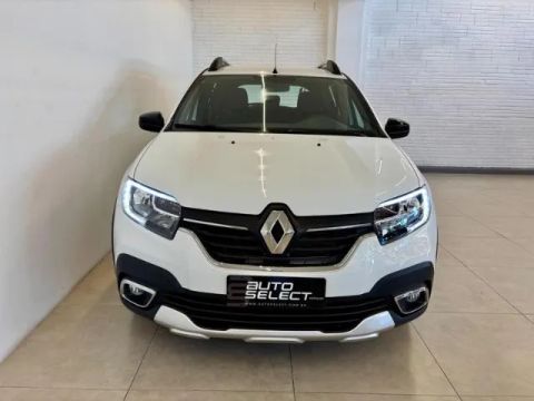 RENAULT SANDERO SZE10MT 2024