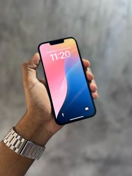 IPhone 13 256 GB (87% de bateria?) - Novo