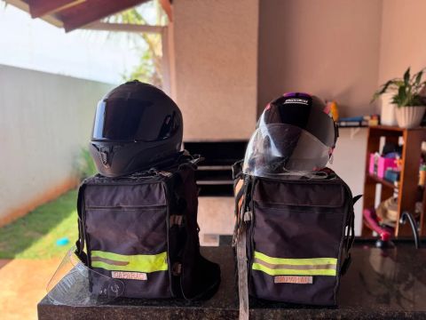 Vendo acessórios para motociclistas