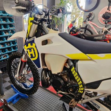 Husqvarna TE 300i - Impecável
