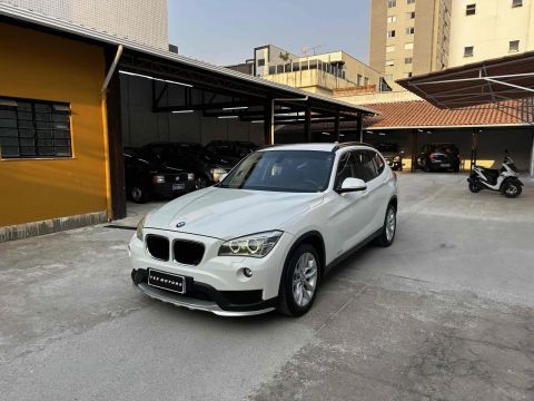 Bmw X1 2015 2.0 16v turbo activeflex sdrive20i 4p automático